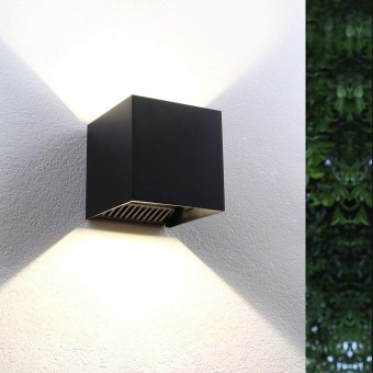 Outdoor LED Wall Light Porch Sconce 20W Black Modern Waterproof Up and Down Adjust White Light 4000K Hallway Wall Lamp